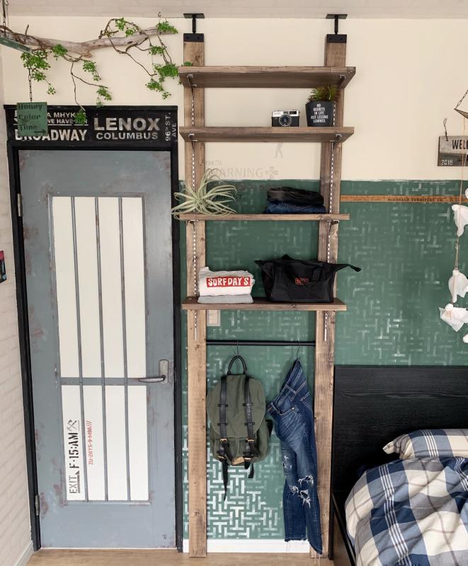 シューノで子供部屋にアパレルショップ風の可動ディスプレイ棚を作ろう♬